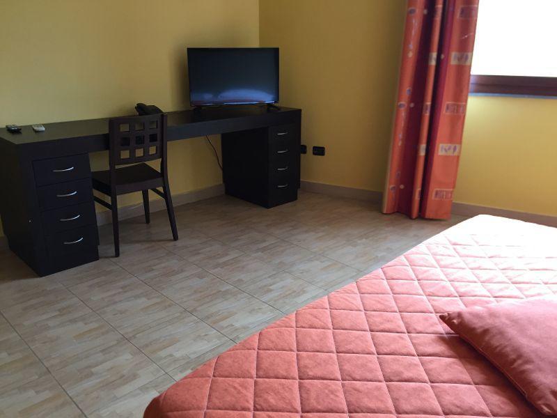 64Rooms Enna Ngoại thất bức ảnh